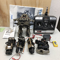 TOMY TXR-002 TYPE F 1 20スケール 4CH ラジオコントロールロボット